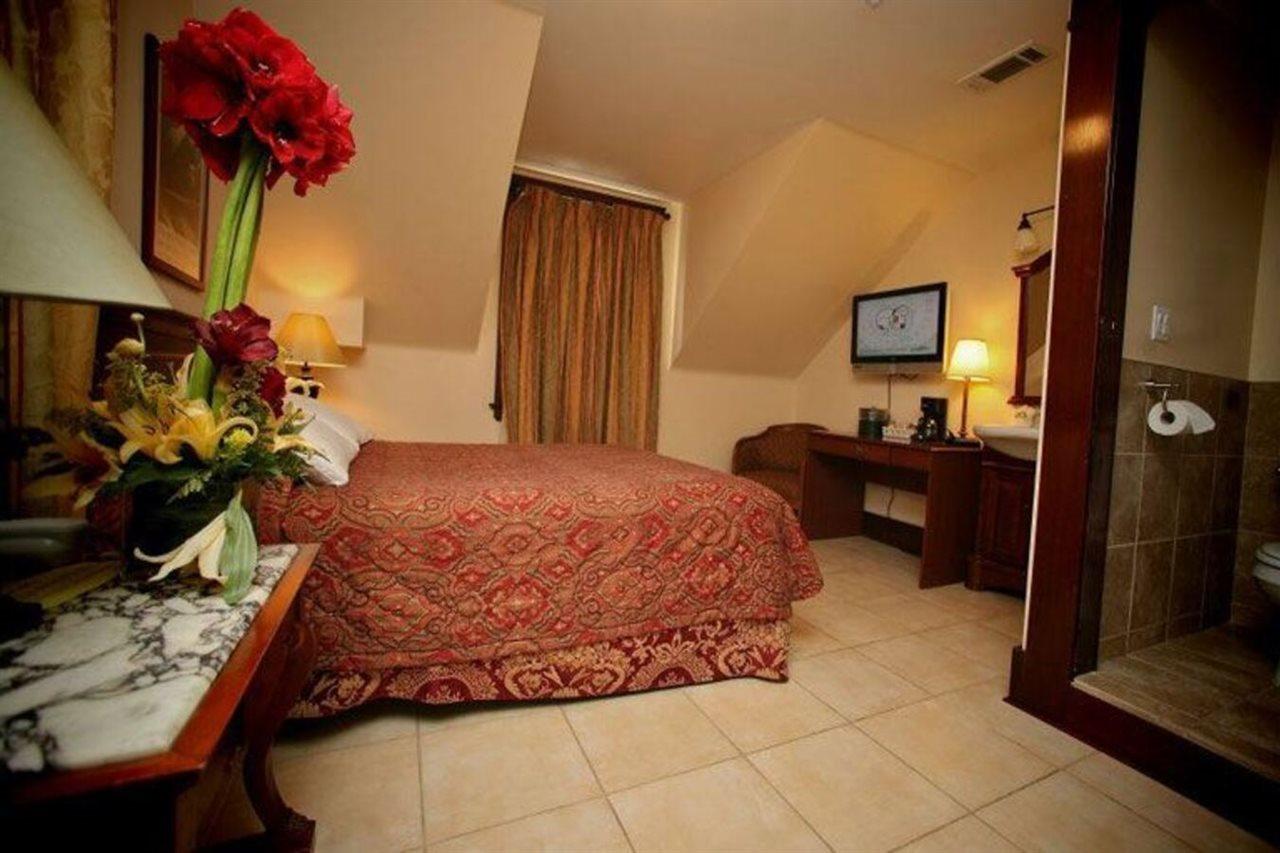 Glen Tavern Hotel Santa Paula