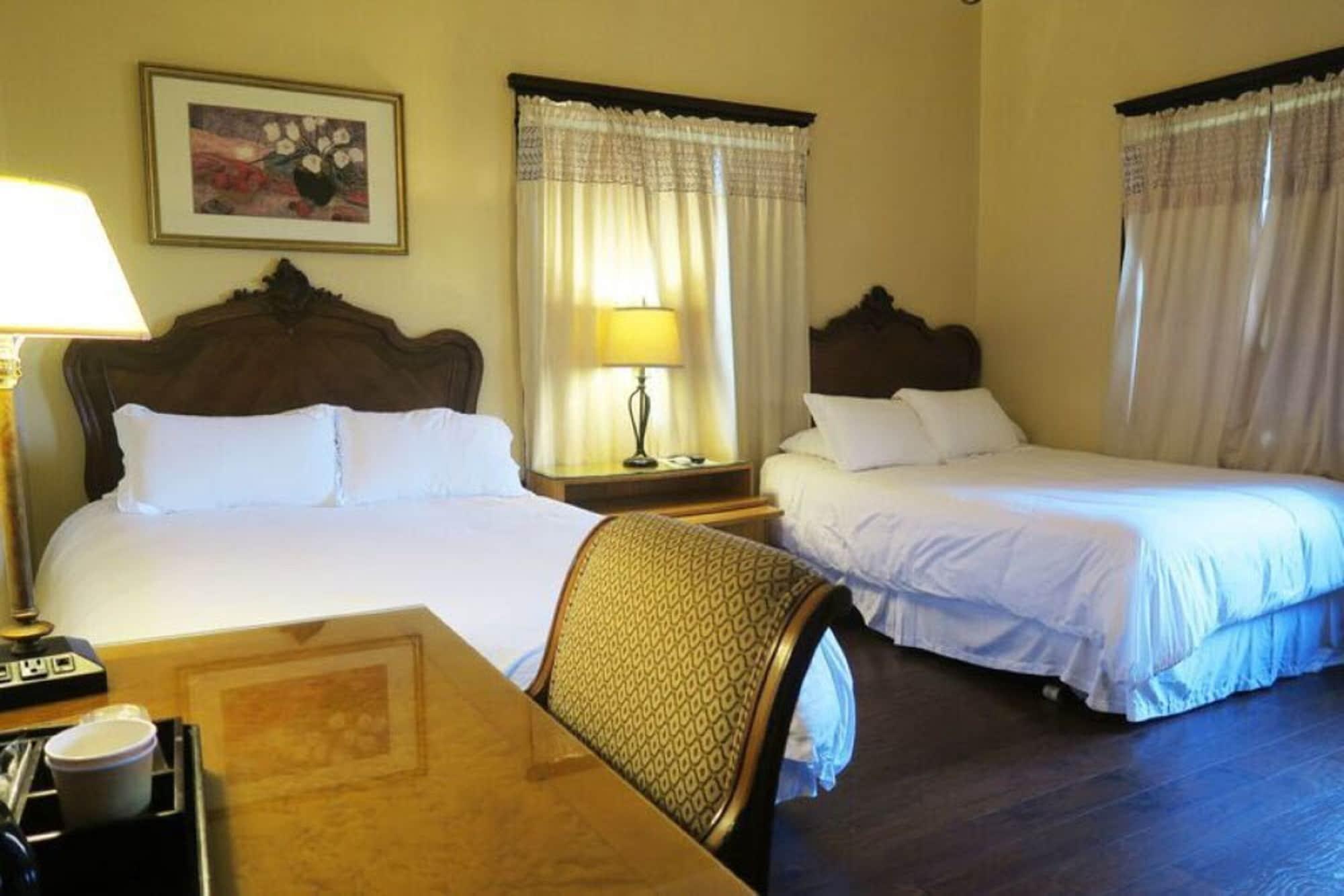 Glen Tavern Hotel 3*