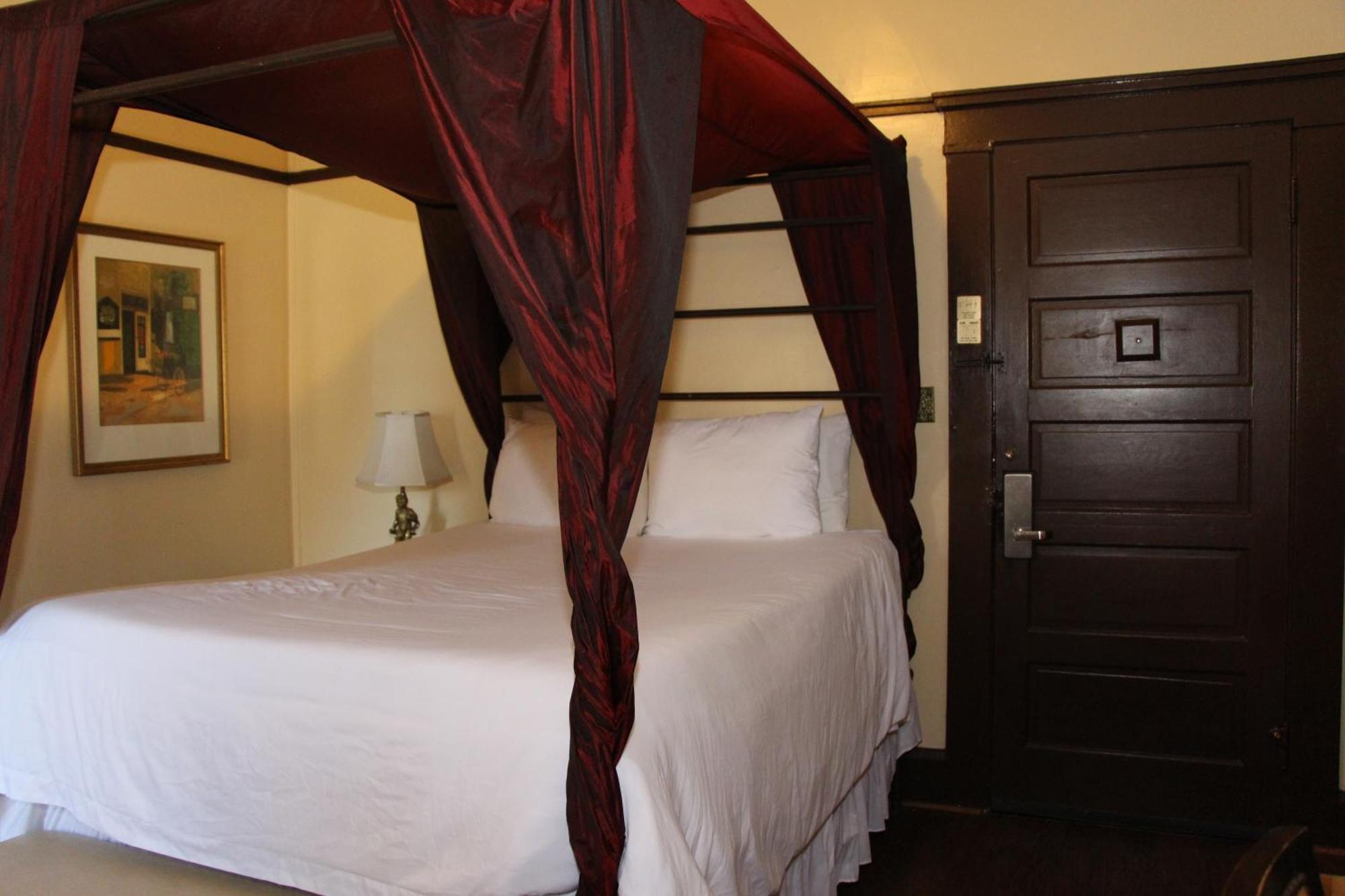 Glen Tavern Hotel 3*