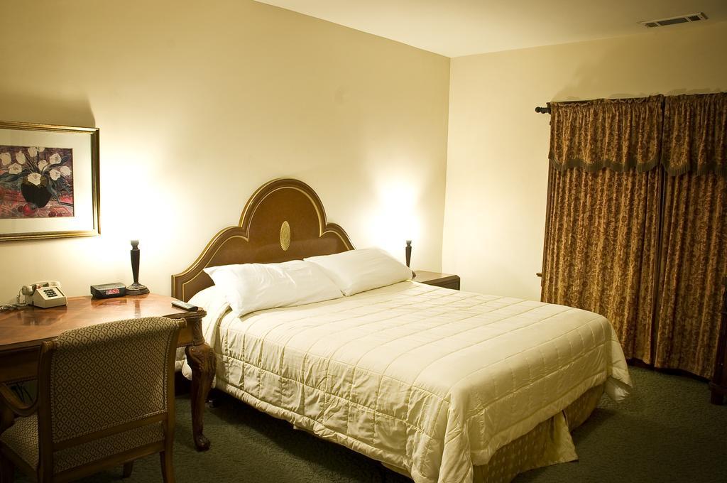Glen Tavern Hotel 3*
